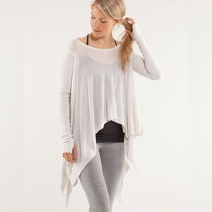 Lululemon Enlightened Pullover in Heathered White women’s size 6